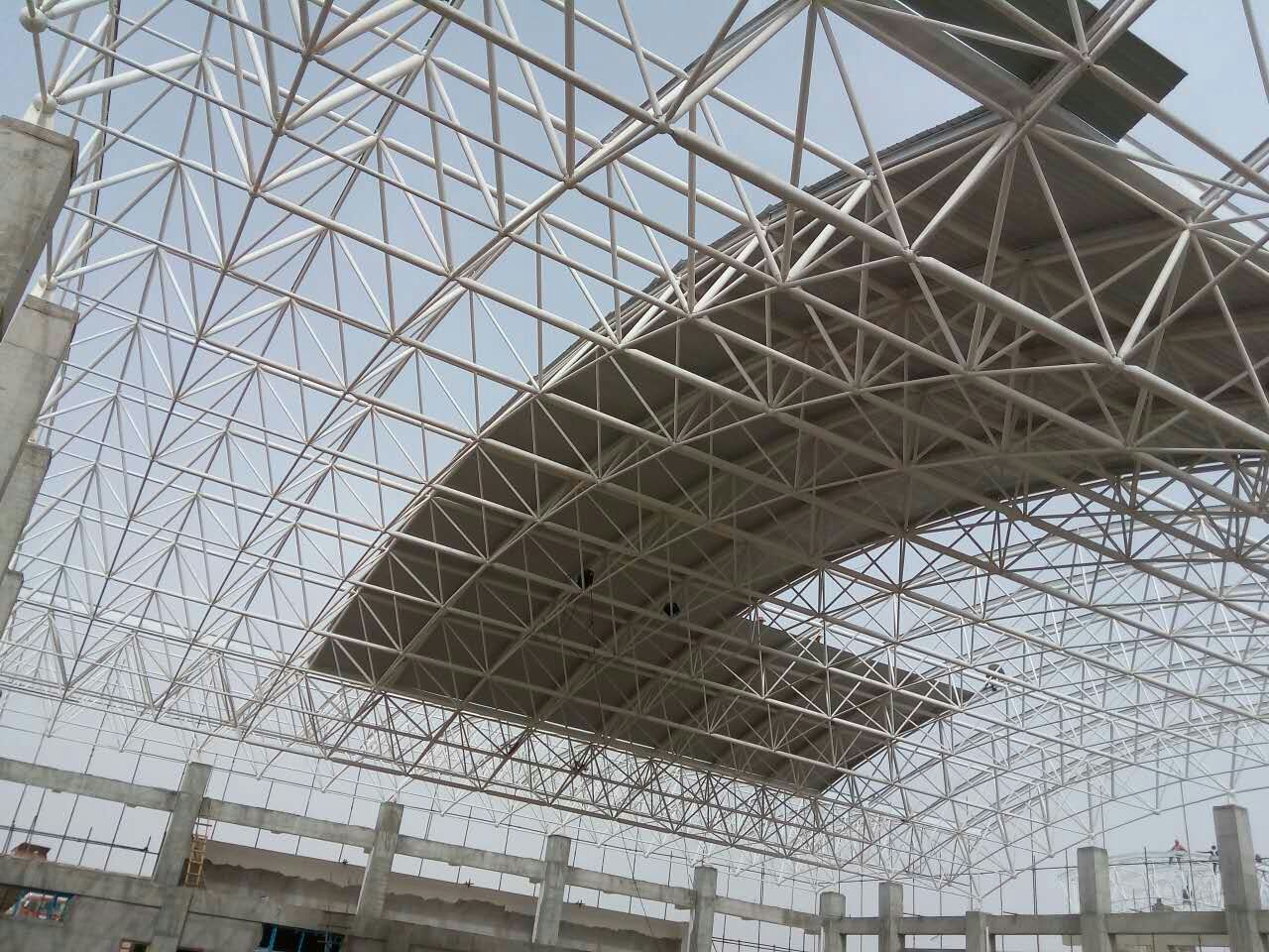 扎兰屯一汽网架
