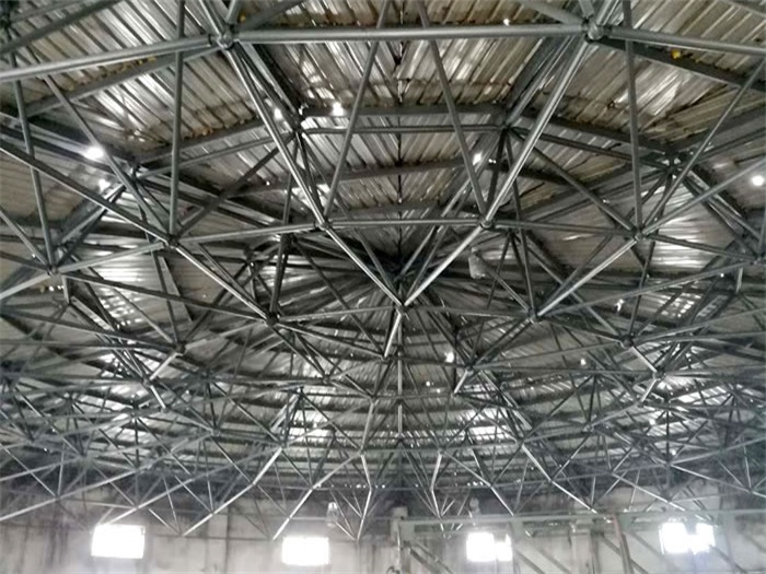 扎兰屯洗煤厂蓄水池网架